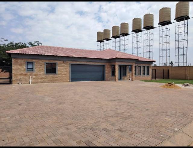 5 BEDROOM PROPERTY TO RENT IN DELMAS
